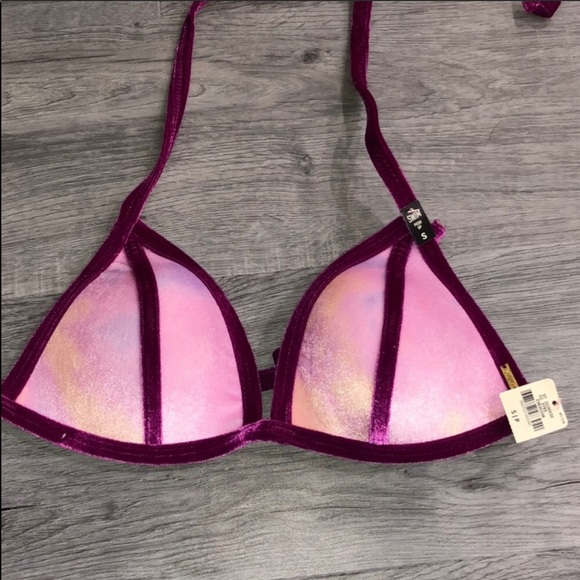 Victoria Secret Pushup Bikini Top NWT - Picture 3 of 4